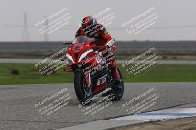 media/Nov-30-2025-TrackDaz (Sun) [[d8b22663df]]/A Group/Session 4 (Wheelie Bump)/